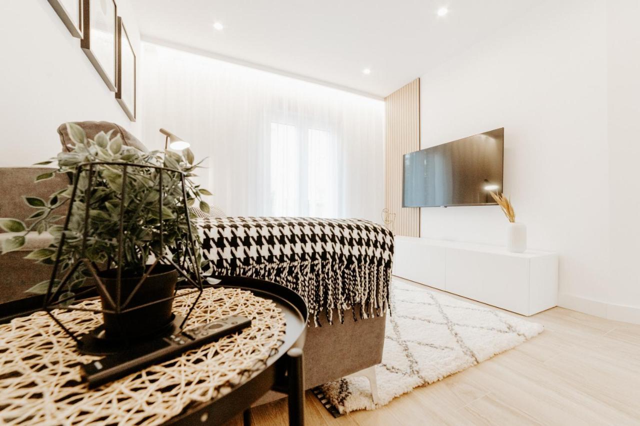 Apartamento Plaza Logrono Y Aire Acondicionado エクステリア 写真